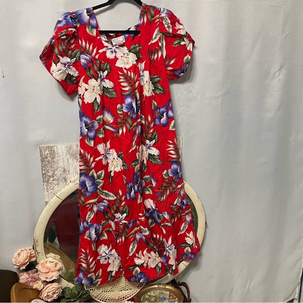 VINTAGE Made in Hawaii Kaftan Floral Dress Size XL